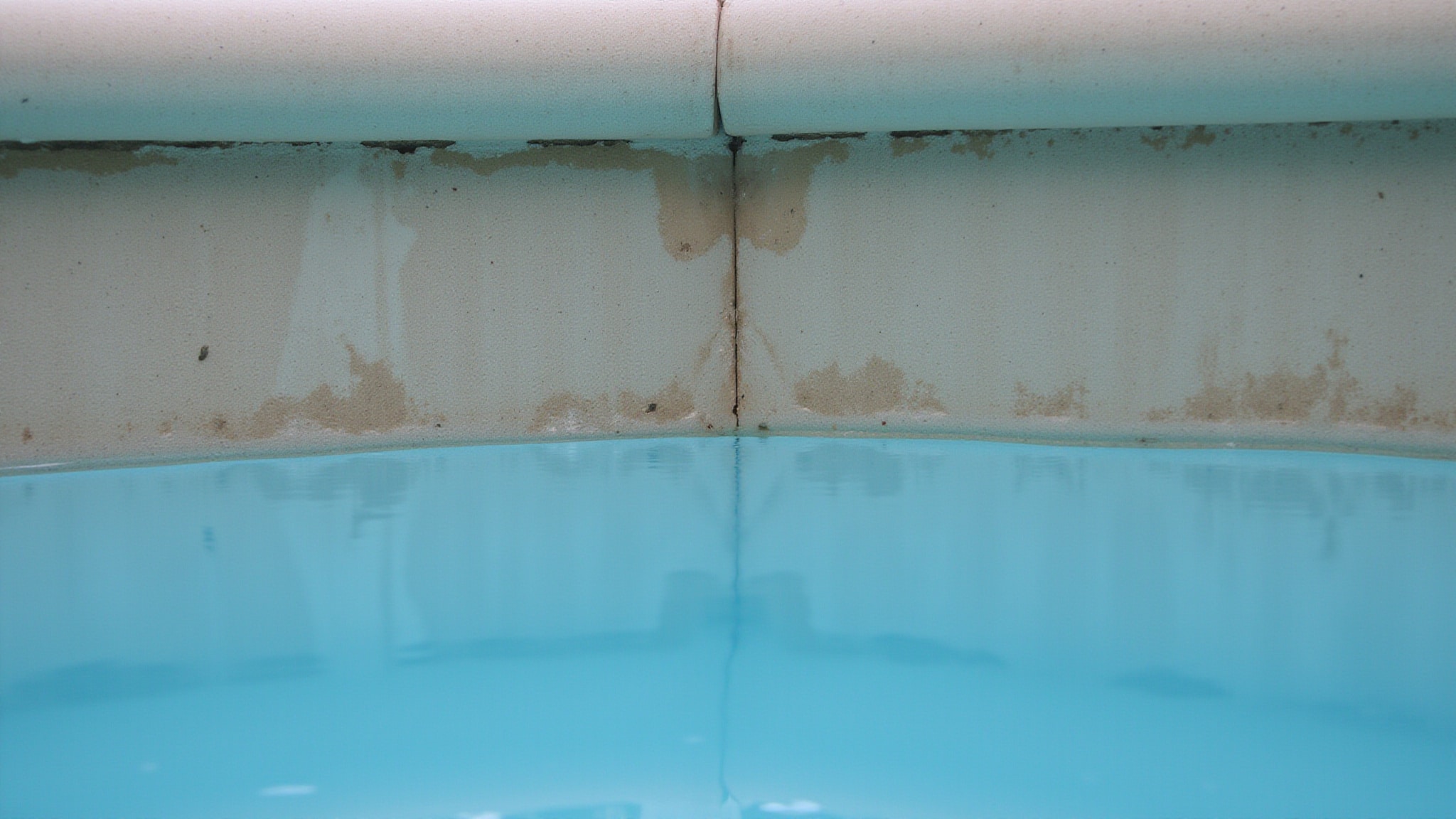 fiberglass pool gelcoat fading
